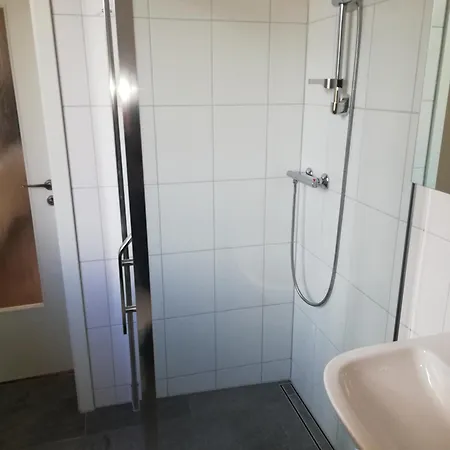 Ferienwohnung, Kurzzeit Wohnung, Monteurunterkunft * Marlow